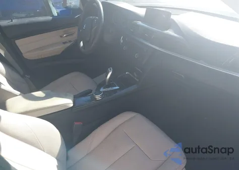 2015 BMW 320I z USA, uszkodzony, nr VIN WBA3B1C58FK137718